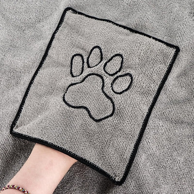 serviette pour toilettage chien avec pochette